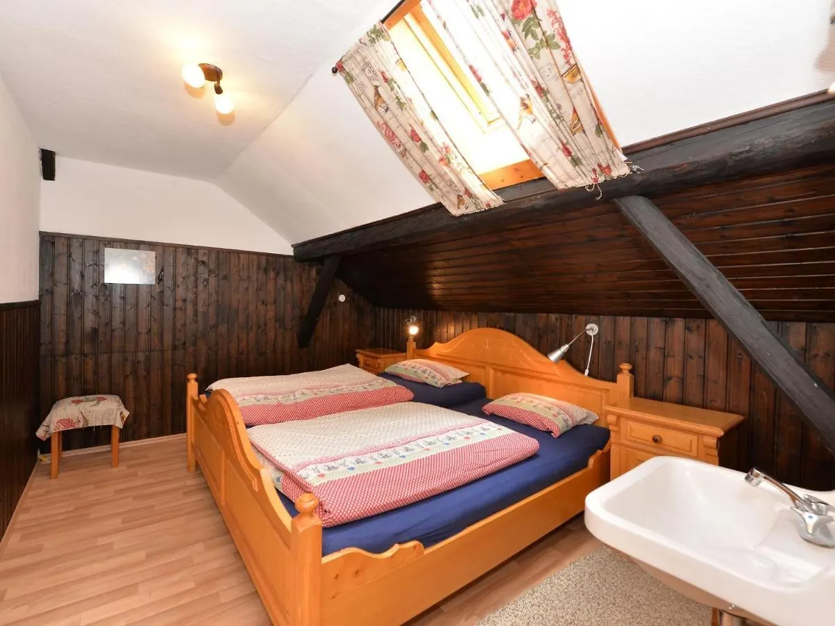 Holiday home Former Farmhouse With Garden Zenting