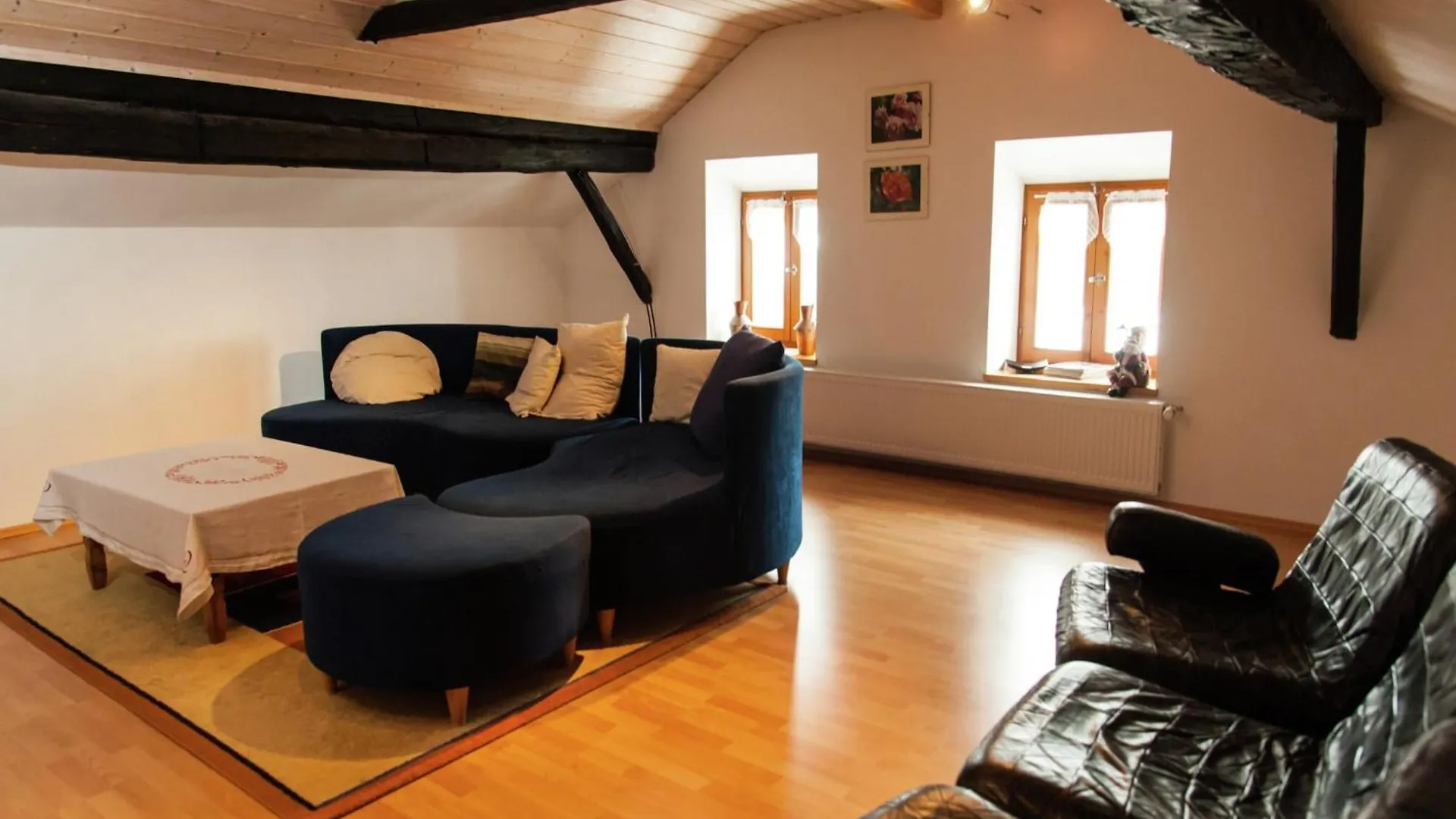 Сasa de vacaciones Former Farmhouse With Garden Zenting