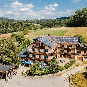 Neuhof Hotel